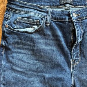 Judy Blue 15/32 Boyfriend Fit Jeans